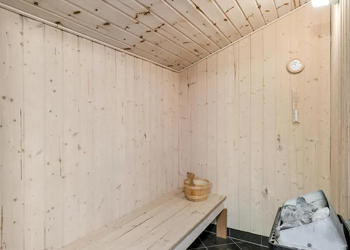 Holiday home Kristoffervejen
